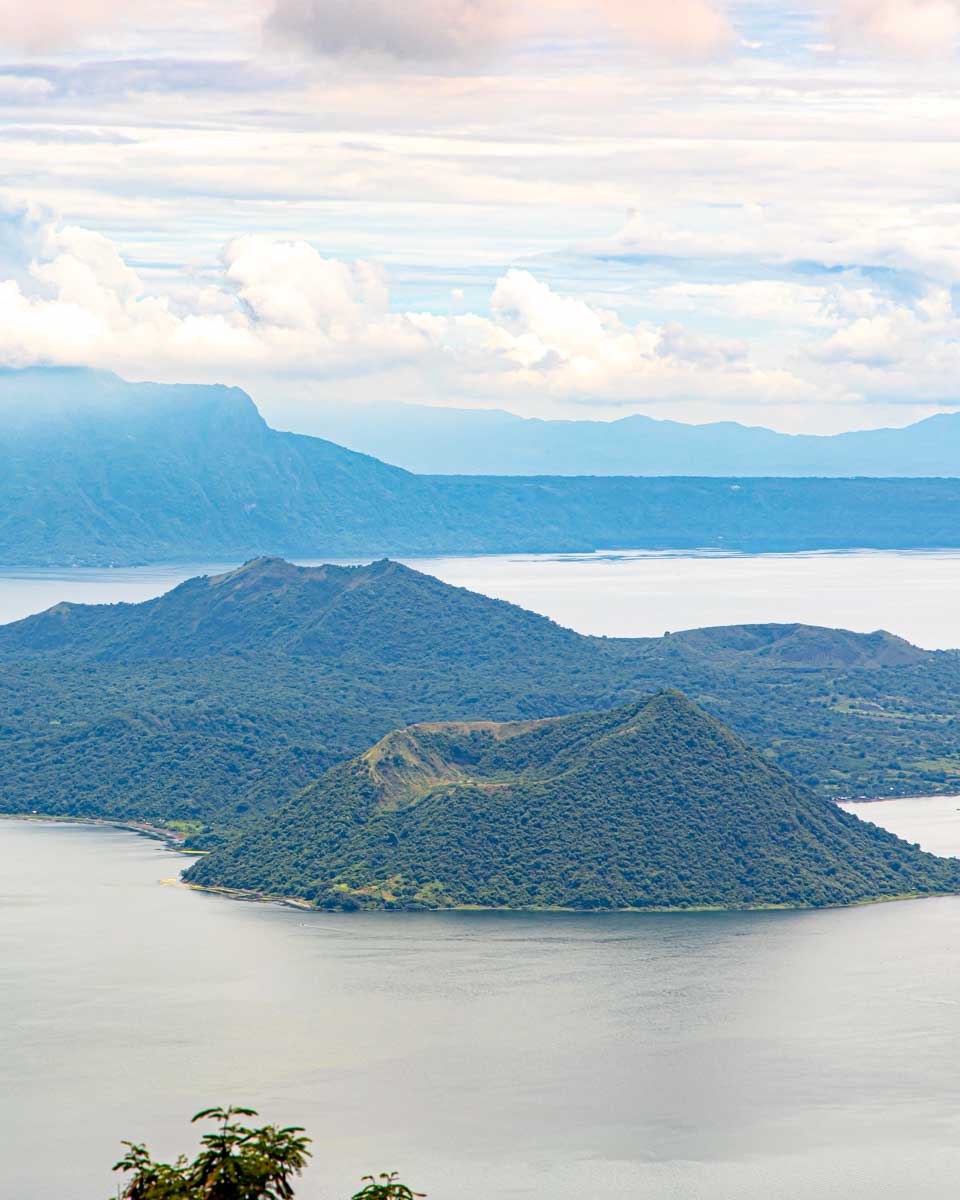 Beautiful view of Taal lake in Tagaytay seen on a tour from Manilla