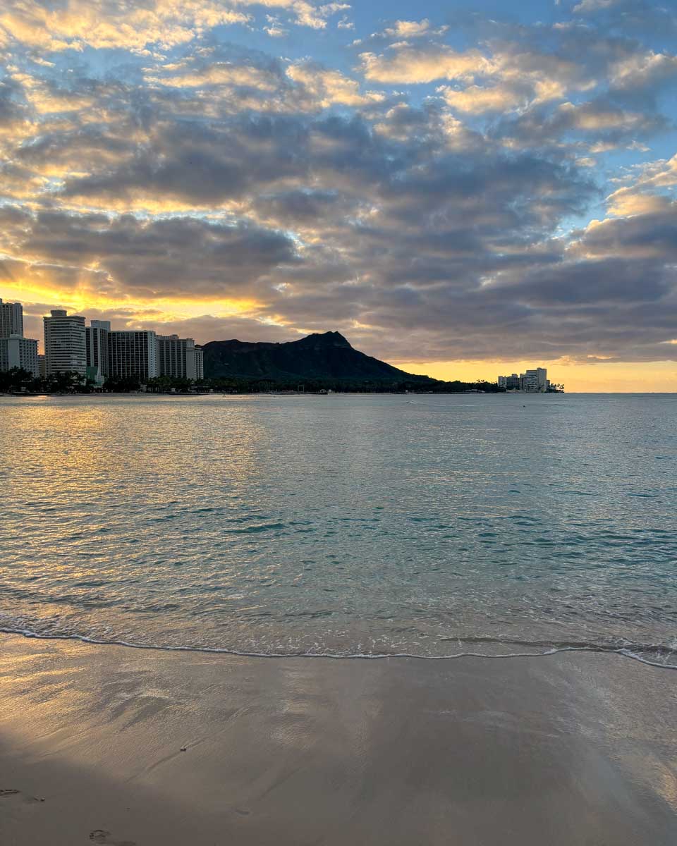 Waikiki Beach at sunrise in Waikiki Honolulu Hawaii on Trelles trip (13)