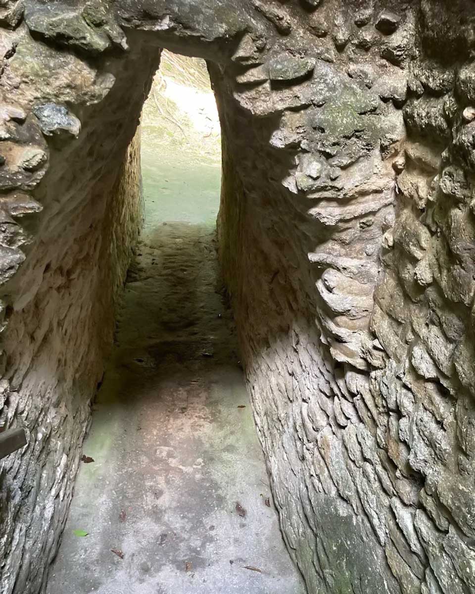 Cahal Pech in San Ignacio Belize (1)