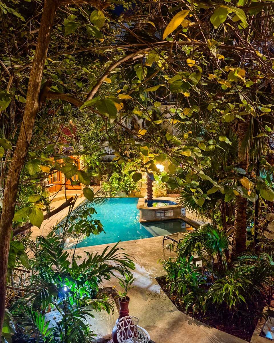 Eco Hotel El Rey del Caribe in Cancun Mexico 1