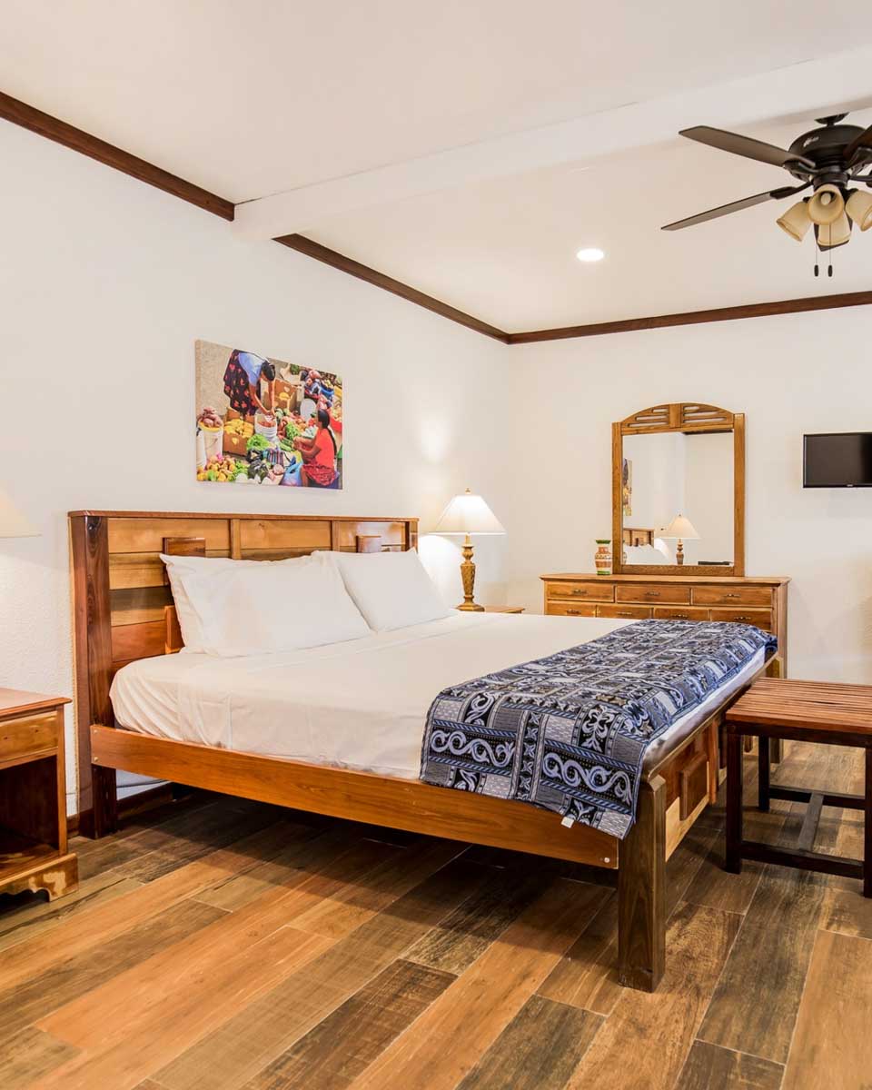 Falling Leaves Lodge in San Ignacio Belize