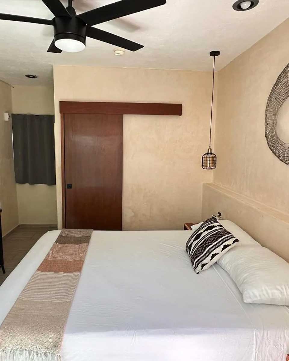 Hotel Caracol Isla Mujeres in Cancun Mexico