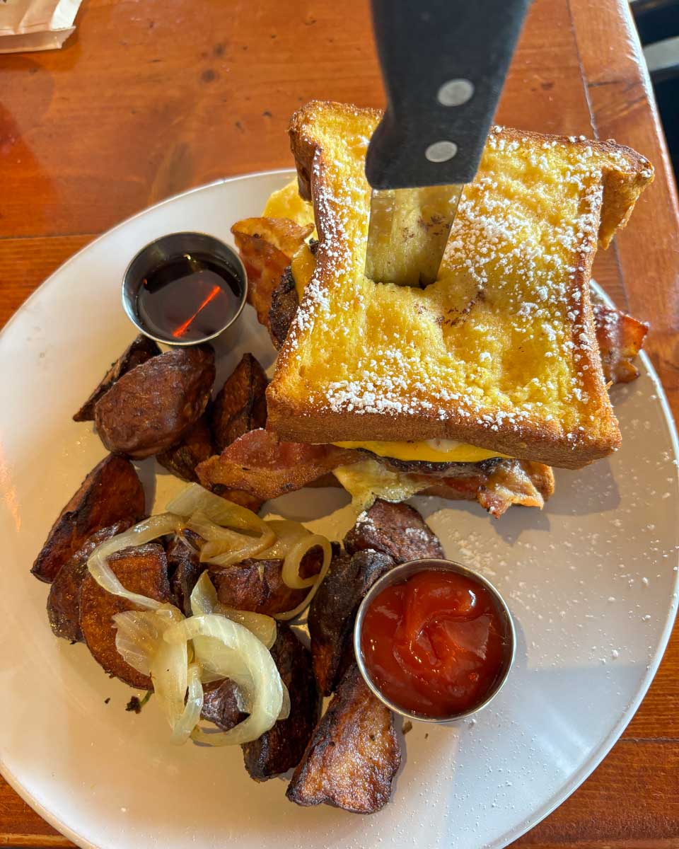 Lunch breakfast eaten at Lulu's on Oahu Waikiki Hawaii (2)