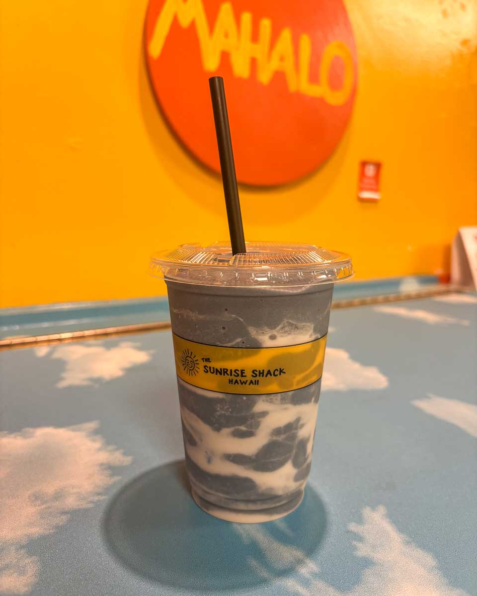 The Sunrise Shack on North Shore Oahu Hawaii (2)