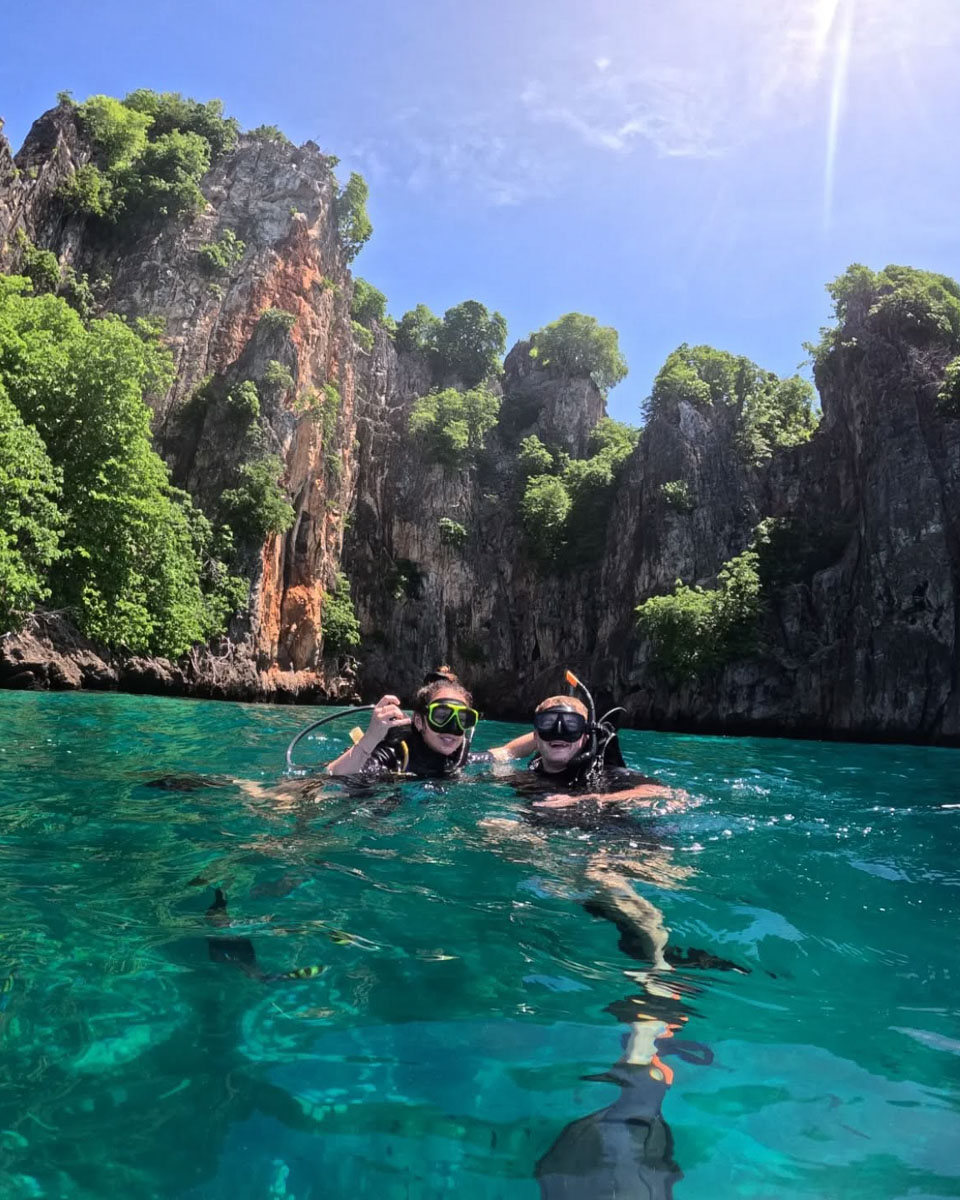Blue View Divers in Phi Phi Thailand 1
