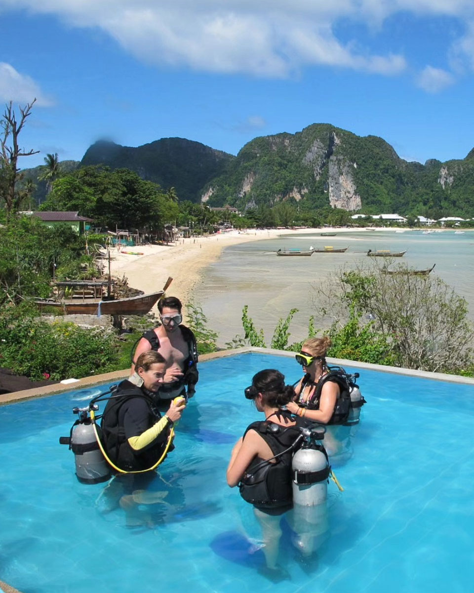 Blue View Divers in Phi Phi Thailand