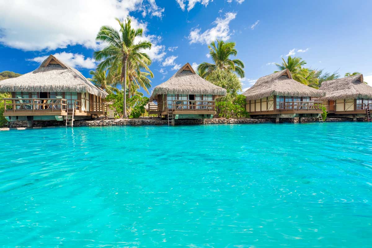Bungalows in Moorea, French Polynesia (1)