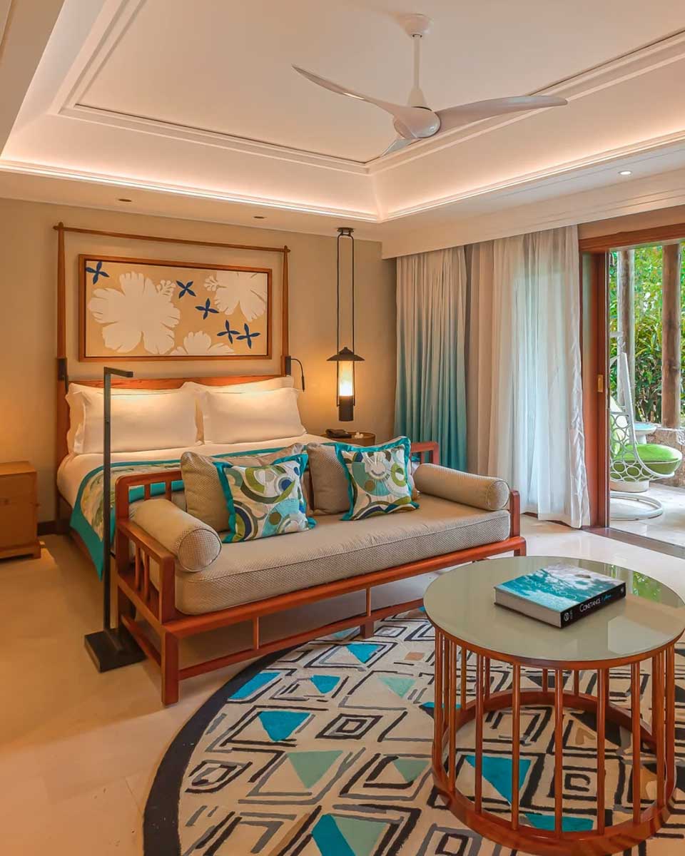 Constance Lemuria in Seychelles 1