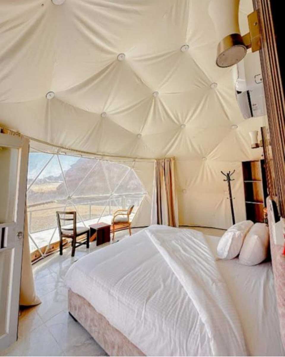 Olivia Rum Luxury Bubbles & Jeep Tours in Wadi Rum